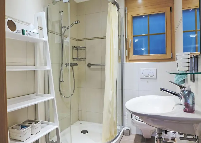 Berg-seeblick By Interhome Sundlauenen